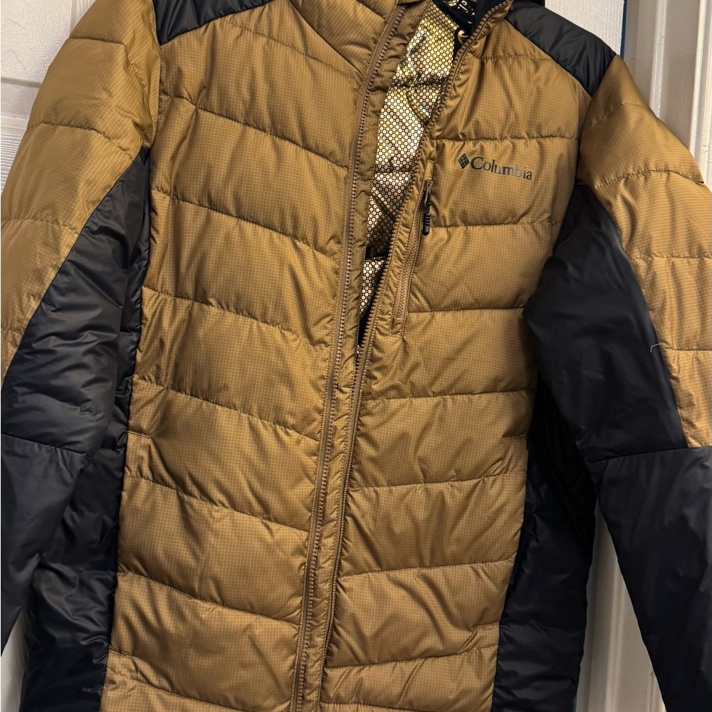 Columbia Brown and Black Puffer Jacket with Insulated Quilting
